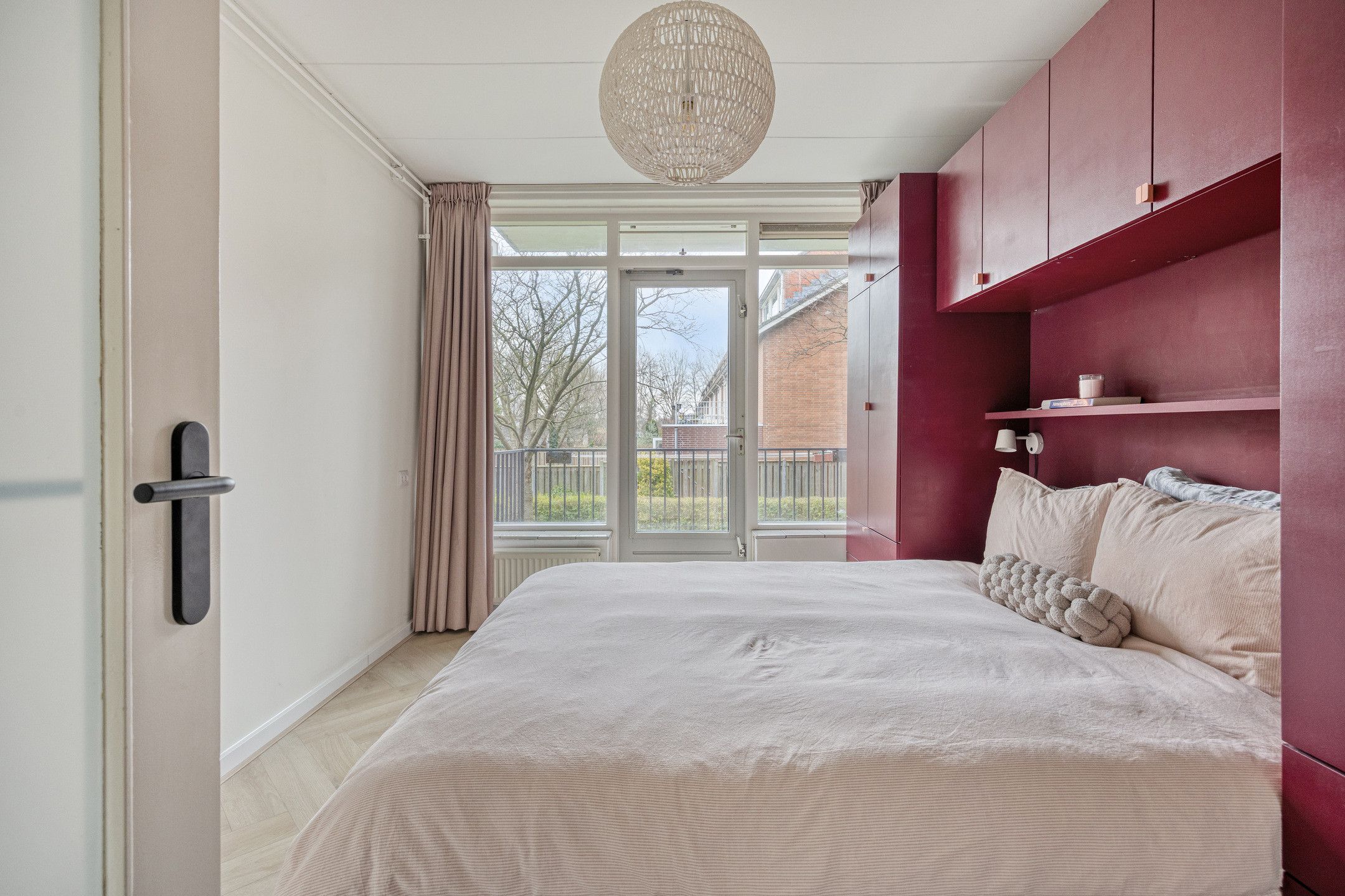 Photo 3 of Peter van Anrooystraat 31
