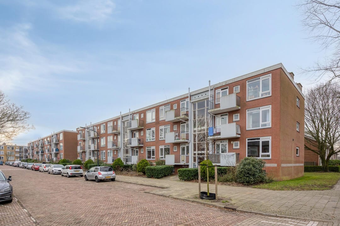 Photo 32 of Peter van Anrooystraat 31