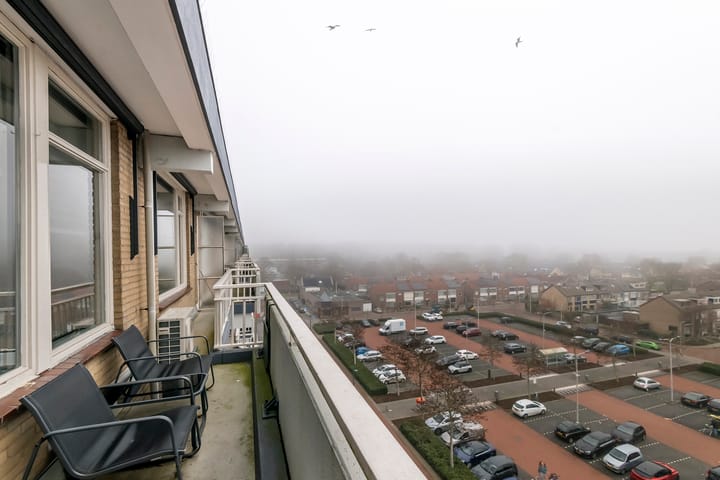 Foto 22 van Chopinplein 193