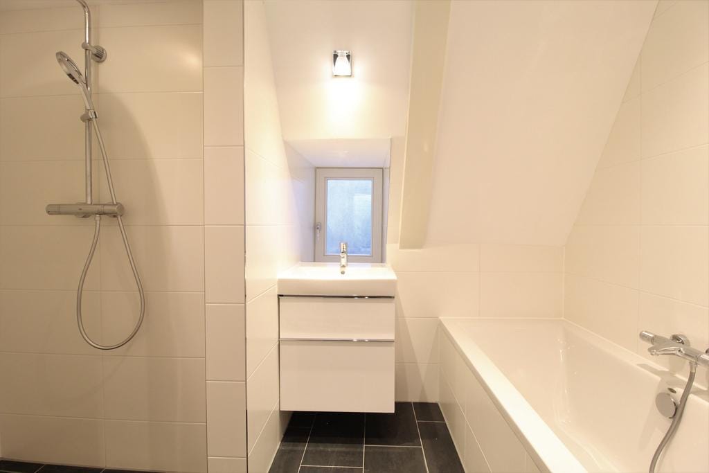 Foto 9 van Utrechtsestraat 82-2