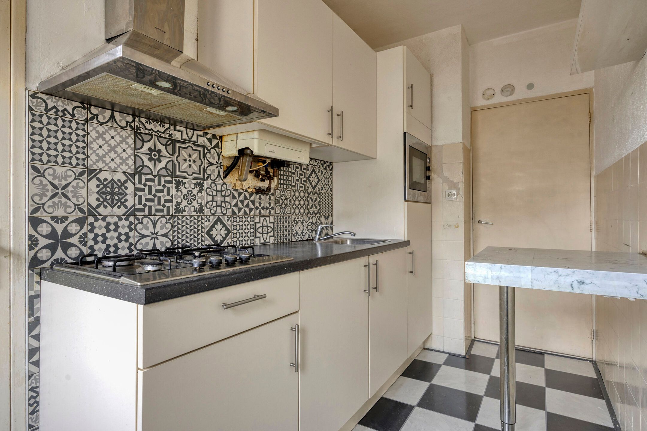 Foto 3 van Ernst Bagelaarstraat 46