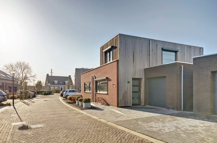 Foto 5 van De Grenadier 9