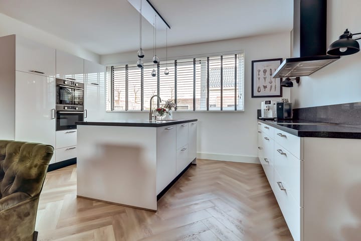 Foto 18 van De Grenadier 9