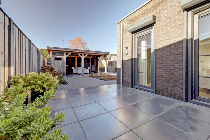 Foto 43 van De Grenadier 9