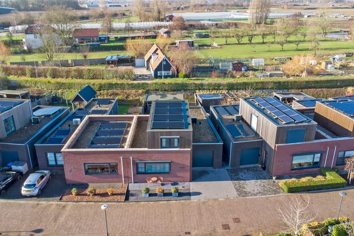 Foto 50 van De Grenadier 9