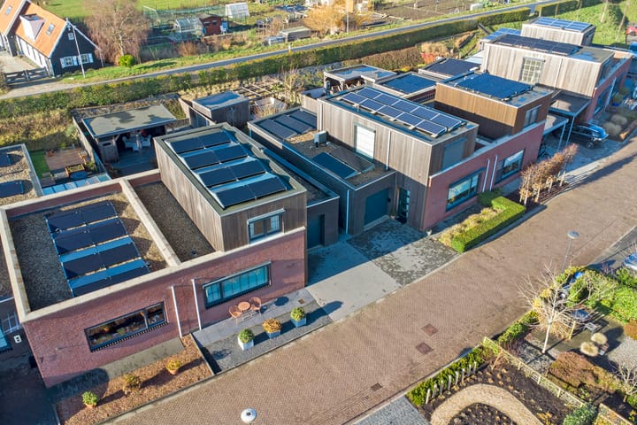 Foto 52 van De Grenadier 9