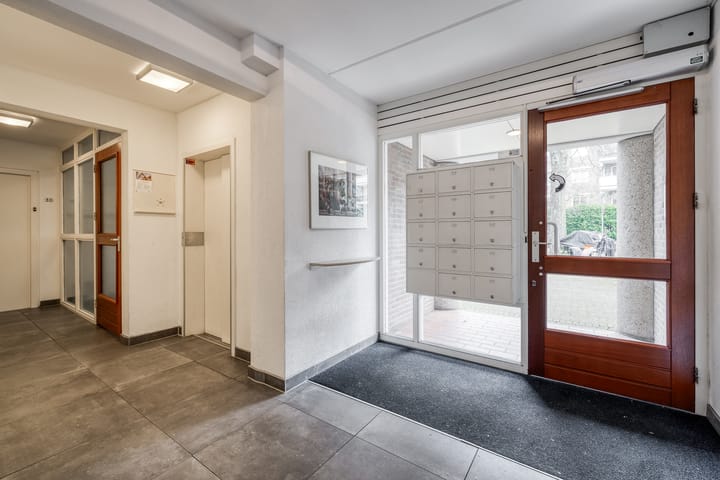 Photo 6 of Hof van Groenen 42