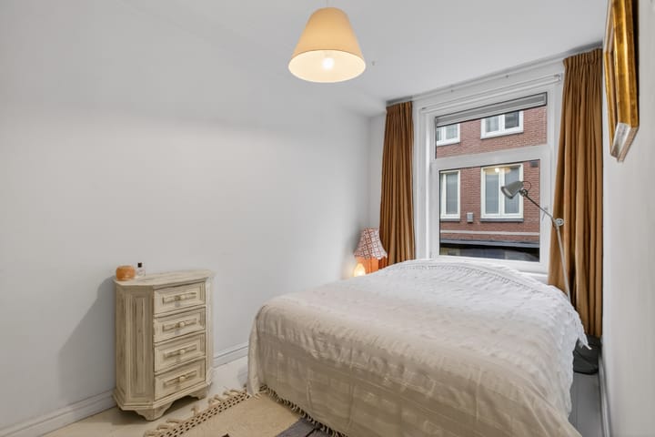 Foto 16 van Eerste Goudsbloemdwarsstraat 1-A