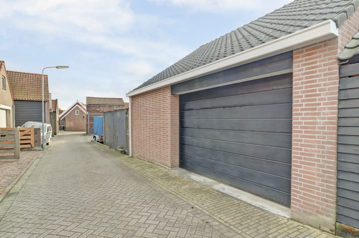 Foto 50 van Julianastraat 5-A