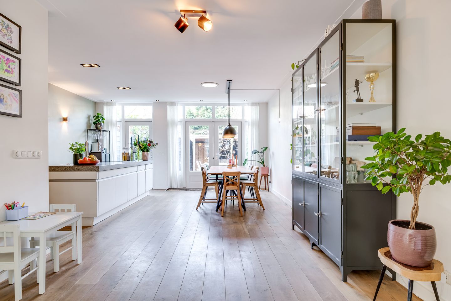 Foto 19 van Regentesselaan 65