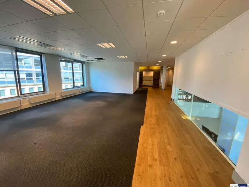 View photo 4 of Leeghwaterplein 45