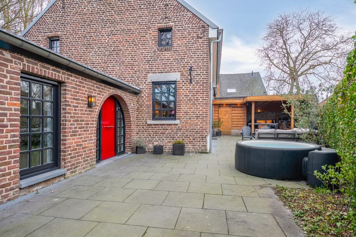 Foto 2 van Rondstaai 1