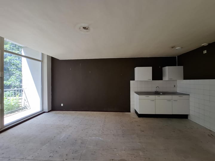 Foto 4 van Van Oosterzeestraat 43-A