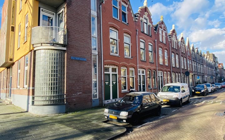 Foto 15 van Van Oosterzeestraat 43-A