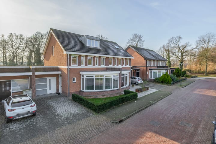 Photo 32 of Ericaplein 70