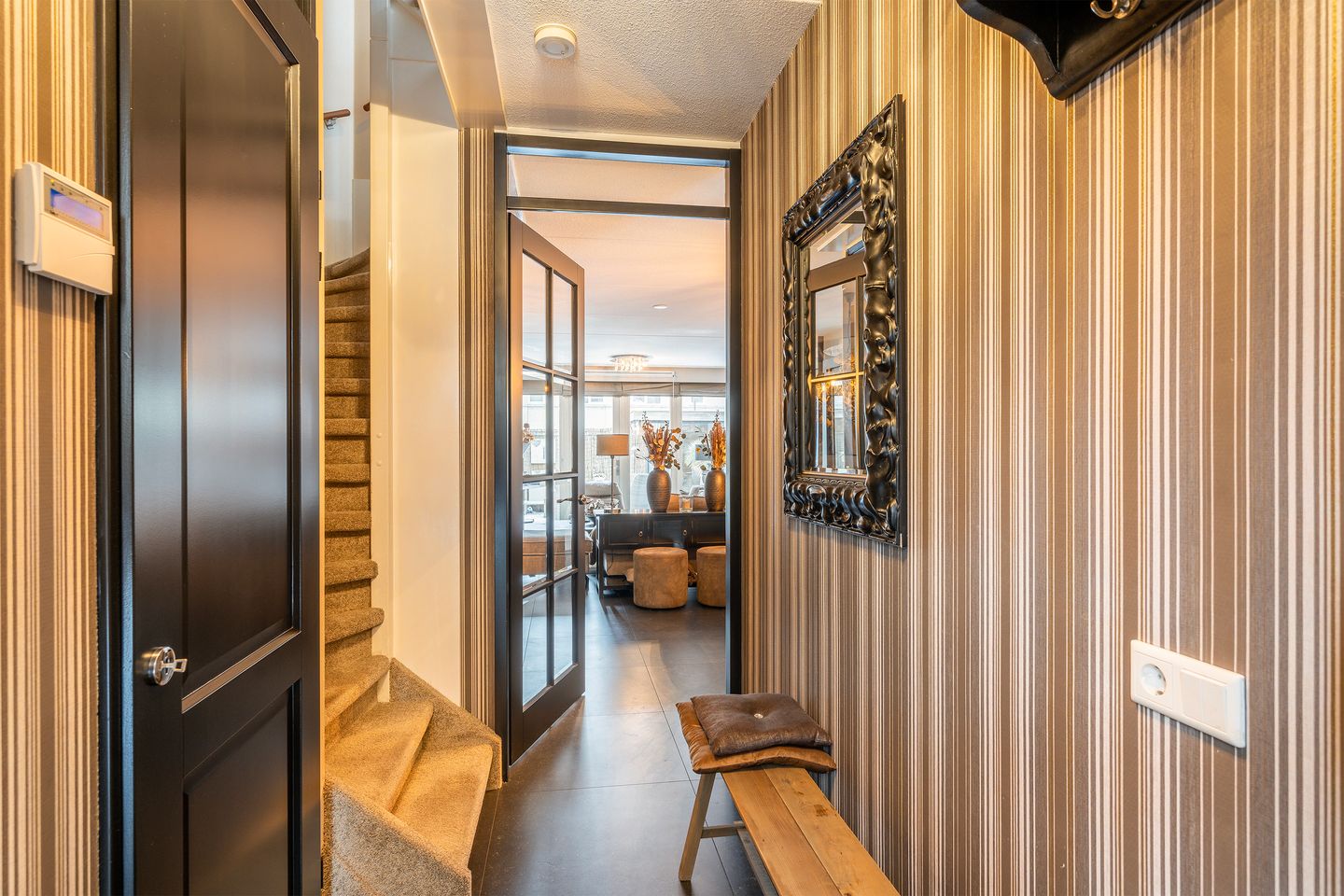 Photo 4 of Leen van der Houwenstraat 38