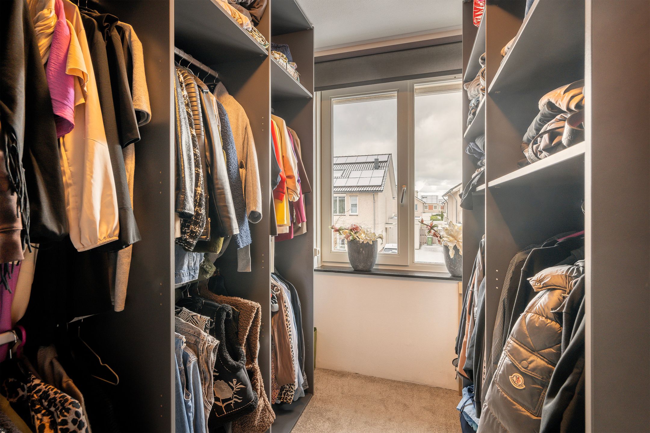 Photo 21 of Leen van der Houwenstraat 38