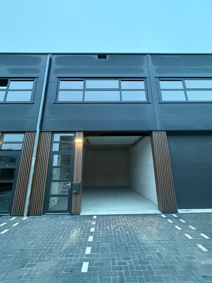 Chemieweg 237, Uithoorn