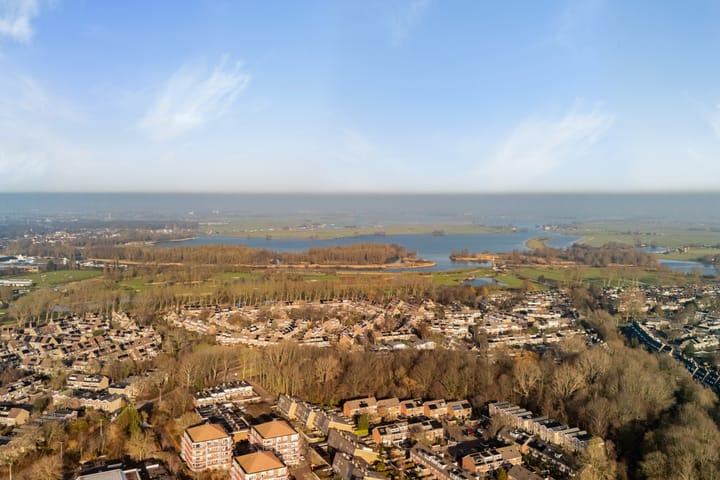 Photo 49 of Vederwier 9