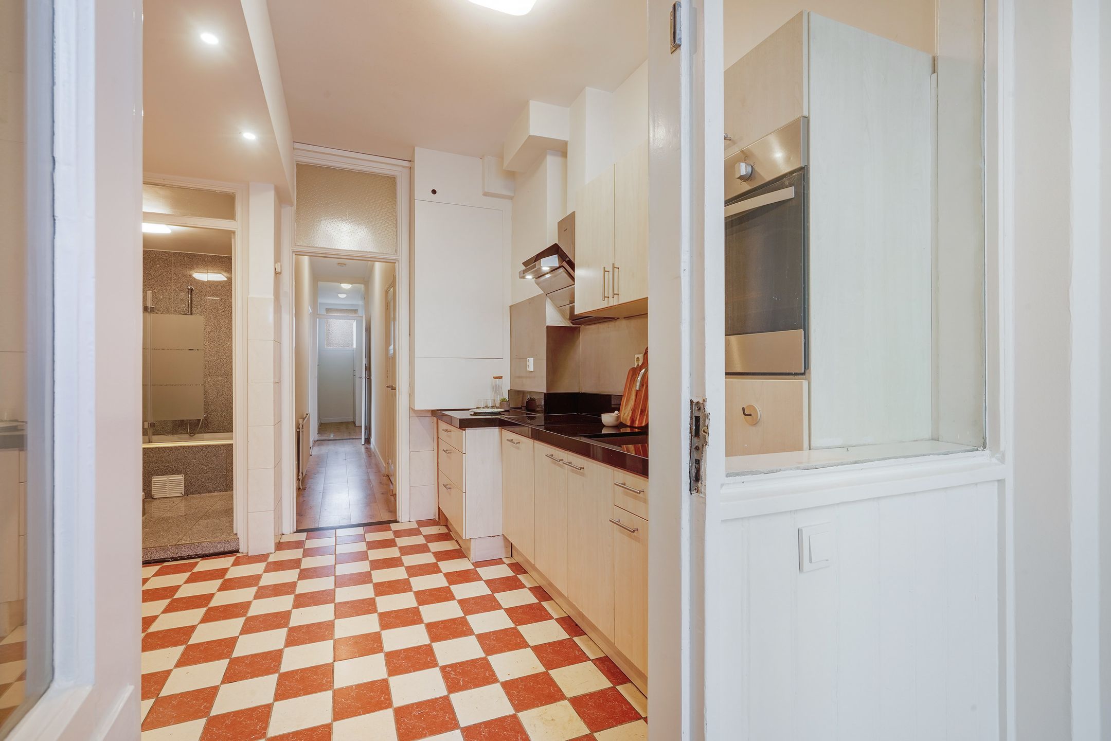 Photo 27 of Valkenboskade 160