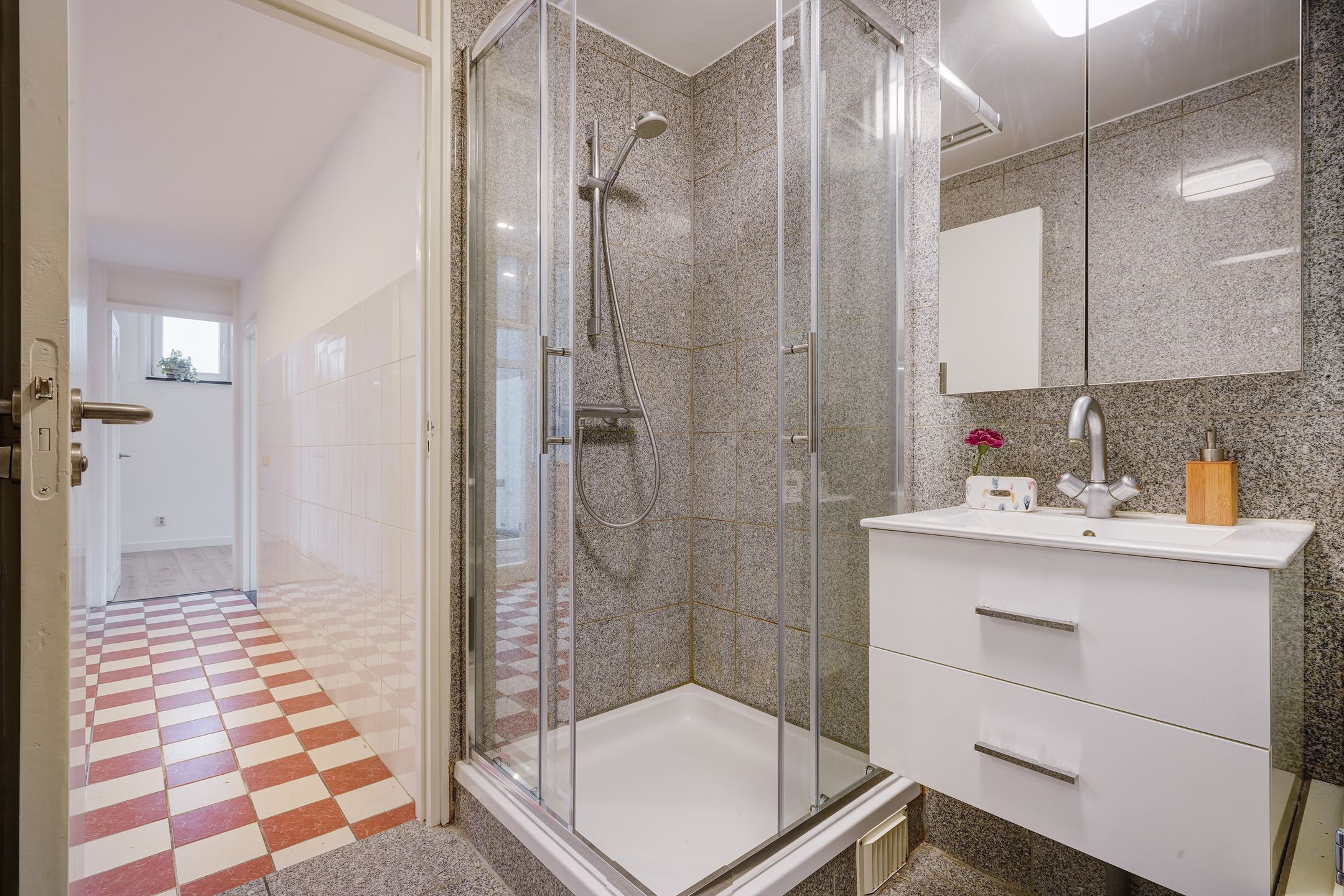 Photo 36 of Valkenboskade 160