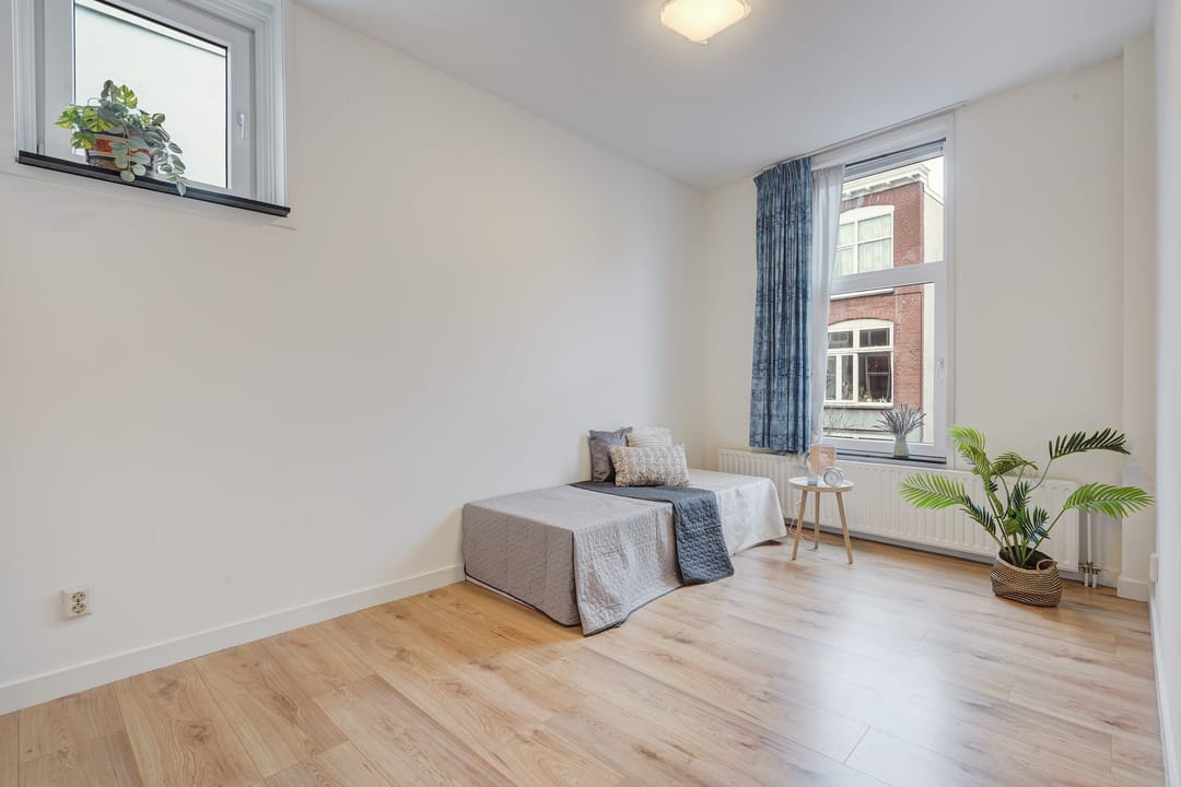 Photo 41 of Valkenboskade 160