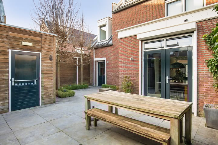 Photo 39 of Watervliet 69