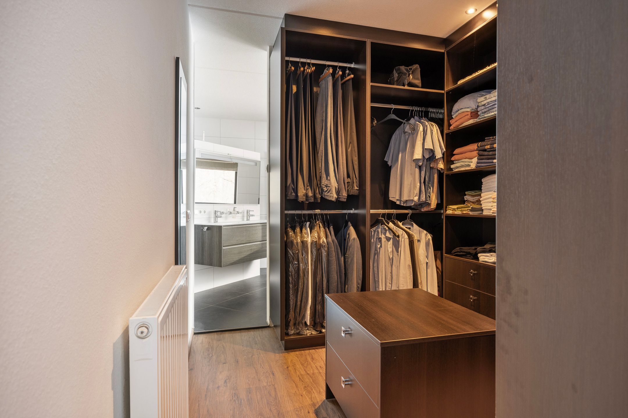 Foto 36 van De Messemaker 43