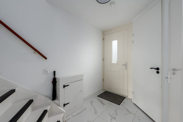 Photo 10 of Jadeplantsoen 34