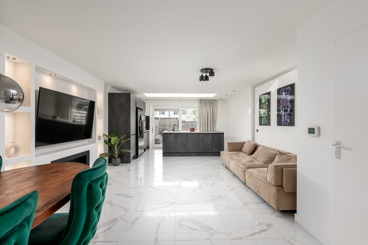 Photo 11 of Jadeplantsoen 34