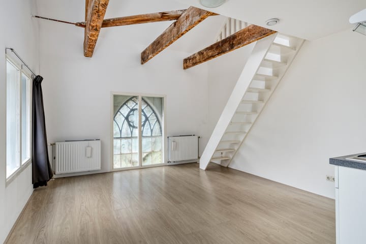 Foto 3 van Meeuwerderweg 75-16