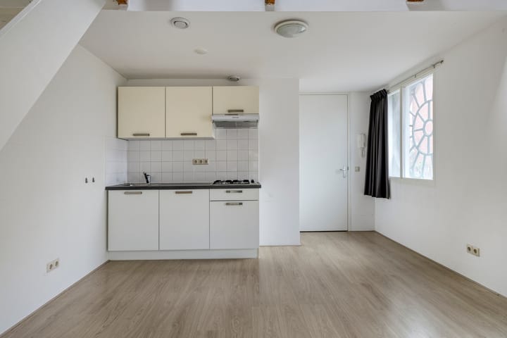 Foto 9 van Meeuwerderweg 75-16