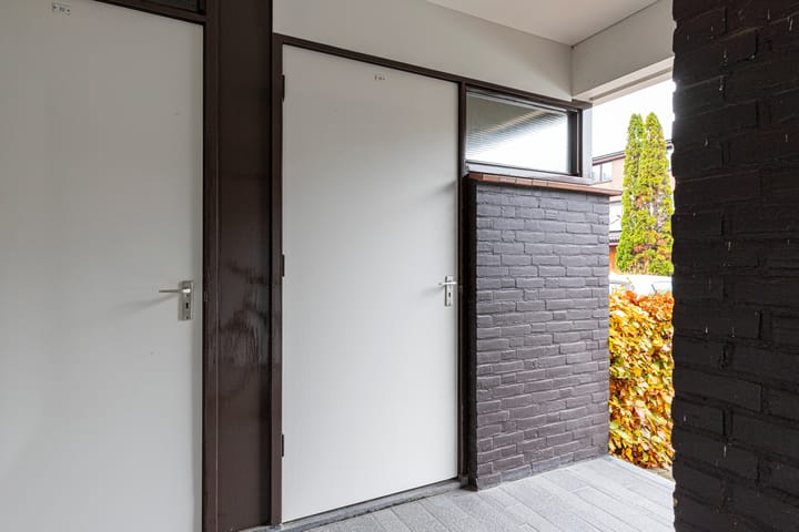 Foto 35 van Anna van Hensbeeksingel 48