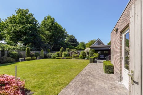 Berkakker 10 tertiary image