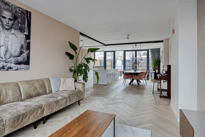 Foto 11 van Johan Enthovenstraat 32