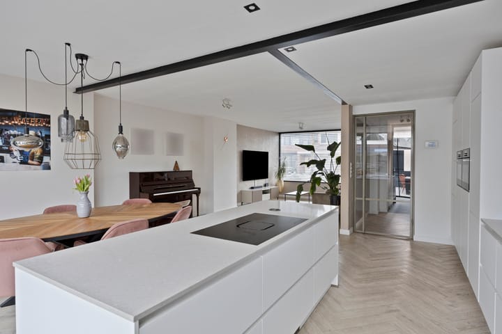 Foto 17 van Johan Enthovenstraat 32