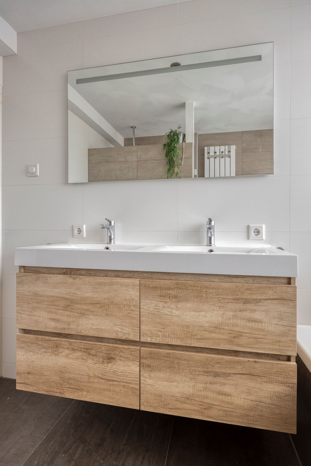 Foto 28 van Johan Enthovenstraat 32