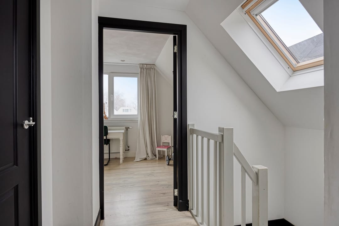 Foto 31 van Johan Enthovenstraat 32