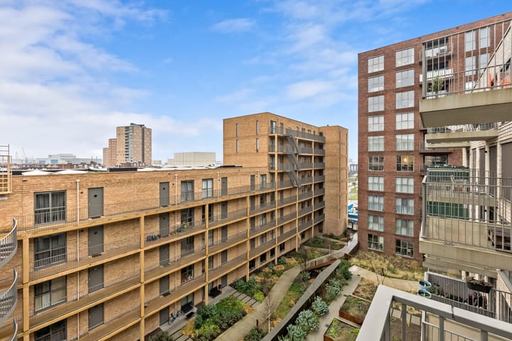 Photo 20 of Diepeveenstraat 99