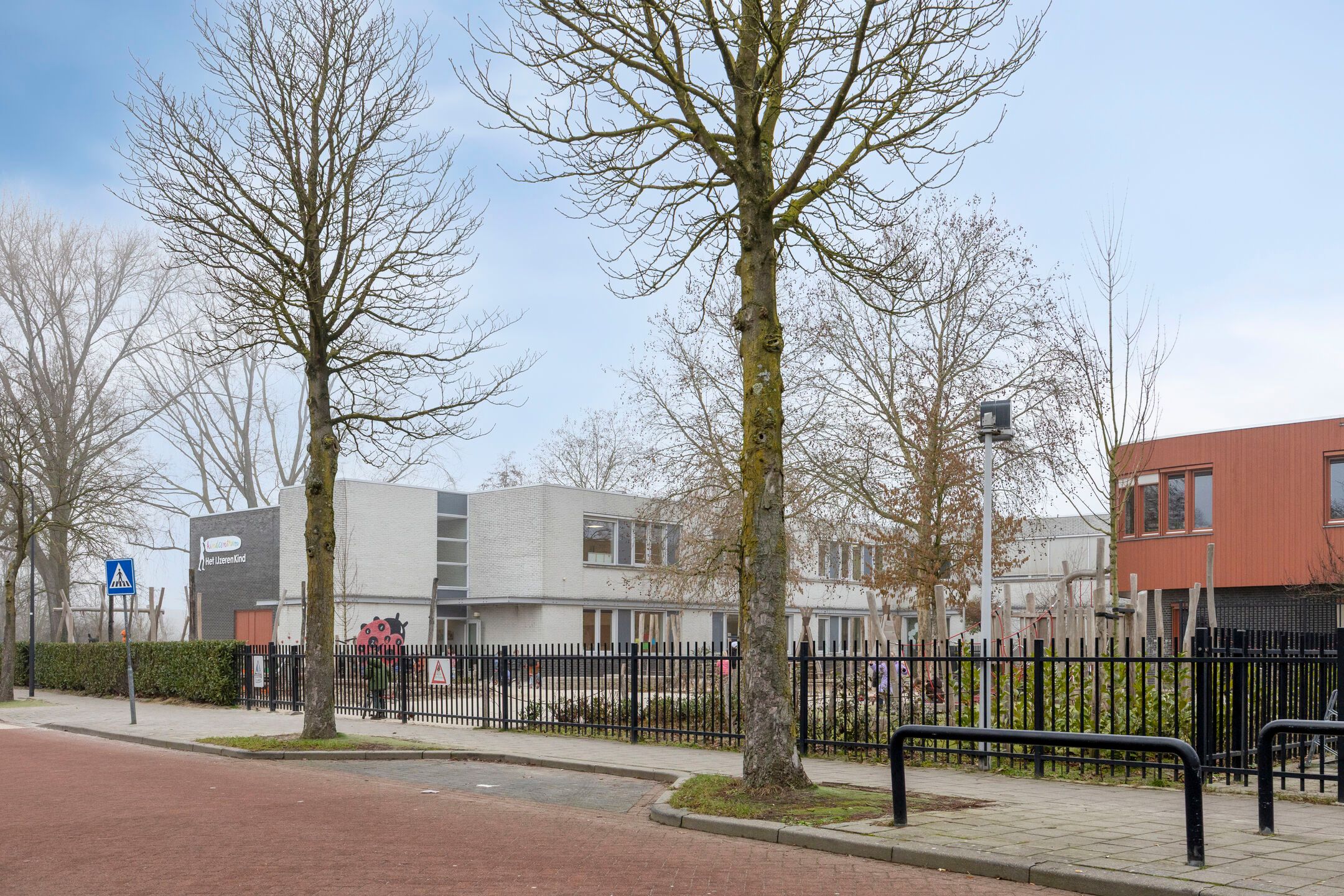 Foto 48 van Johan Enthovenstraat 32