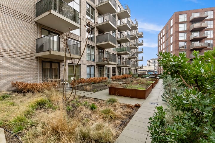 Photo 41 of Diepeveenstraat 99