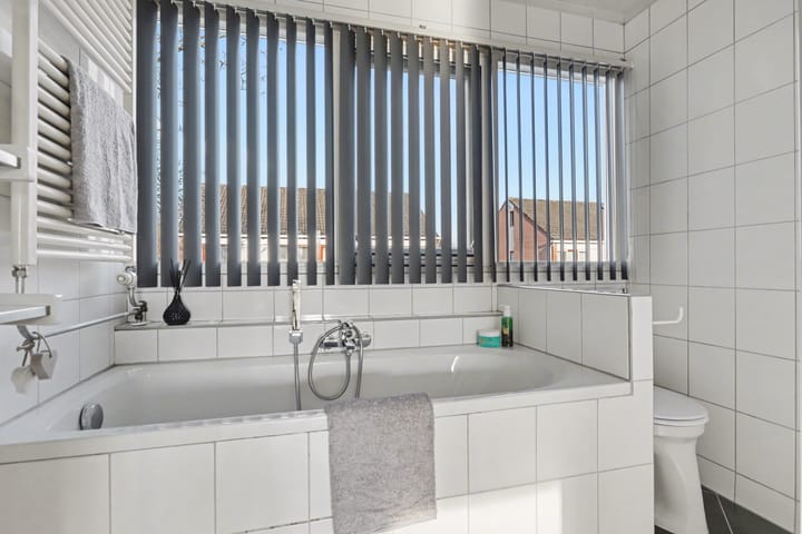 Foto 22 van Borg Ewsum 25