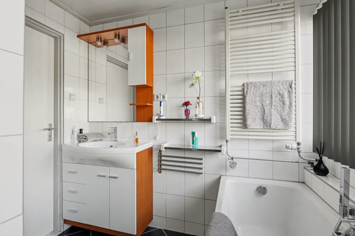 Foto 23 van Borg Ewsum 25