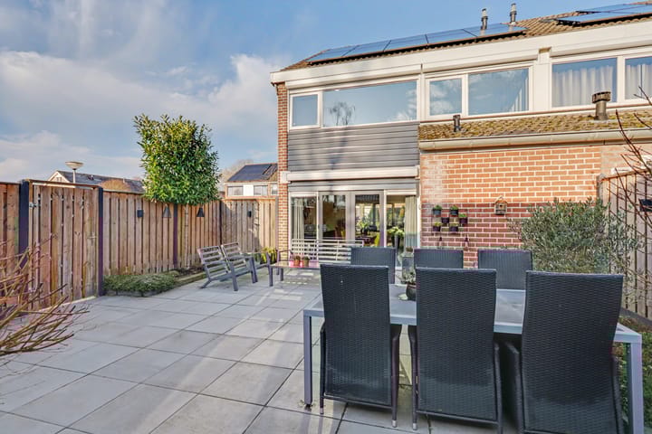 Foto 33 van Borg Ewsum 25