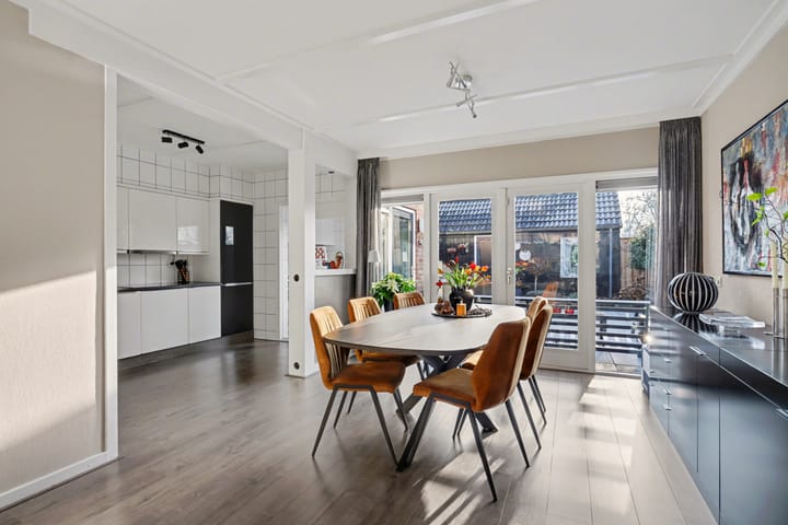 Foto 9 van Borg Ewsum 25