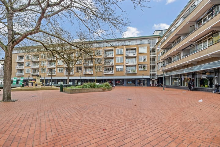 Photo 2 of Julianaplein 40