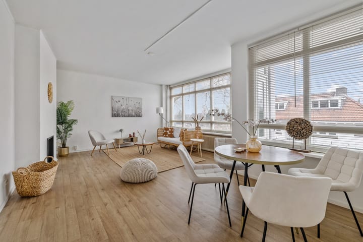 Photo 4 of Julianaplein 40