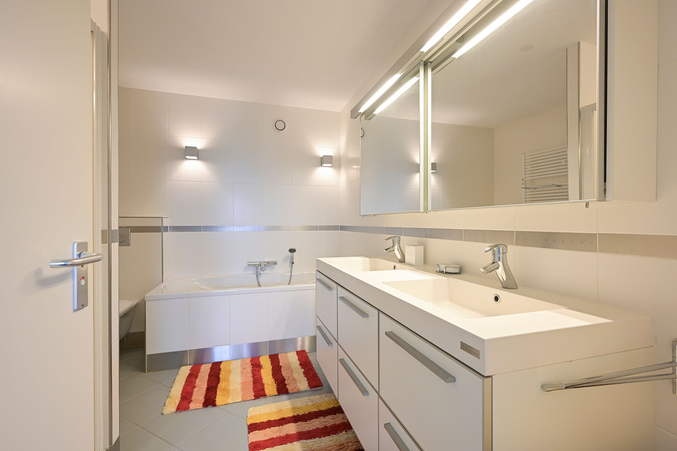 Photo 21 of Scheveningseslag 87