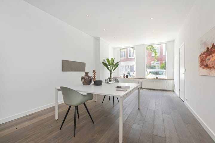 Photo 19 of Tollensstraat 107