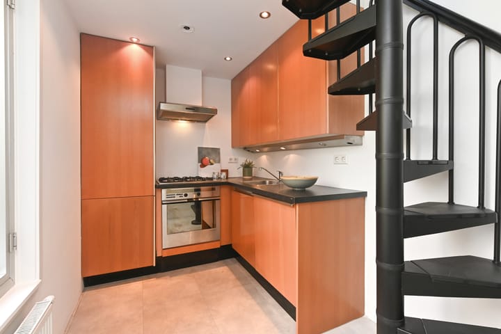 Photo 21 of Tollensstraat 107